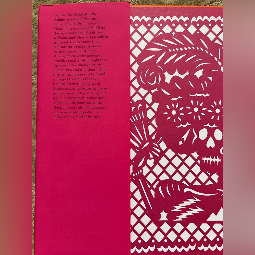 Mexico: The Cookbook by Margarita Carrillo Arronte - Picture 7 of 17